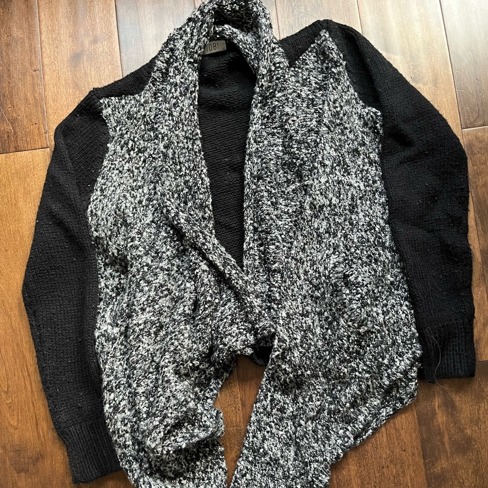 Tobi Black and Gray Cardigan with Textured Lapel